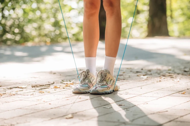 Voici comment bien choisir tes chaussures de corde à sauter