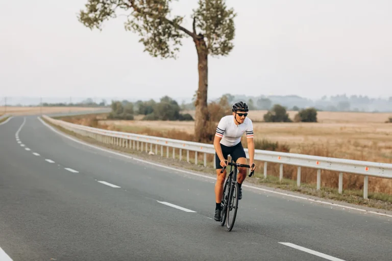 Voici combien de kilomètres faire par semaine pour progresser en vélo