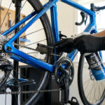 Nettoyer sa chaîne de vélo : la méthode efficace